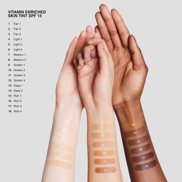 Bobbi Brown New Vitamin Enriched Skin Tint with SPF 15 in Golden 2 full size - Picture 3 of 10